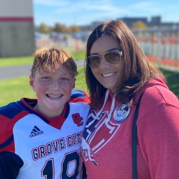 Profile Picture of Chrissy Underwood-palmer (@chrise_p) on Poshmark