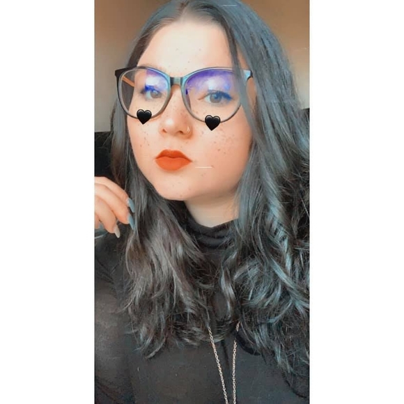 Profile Picture of Basia Hanson (@bbqsally99) on Poshmark