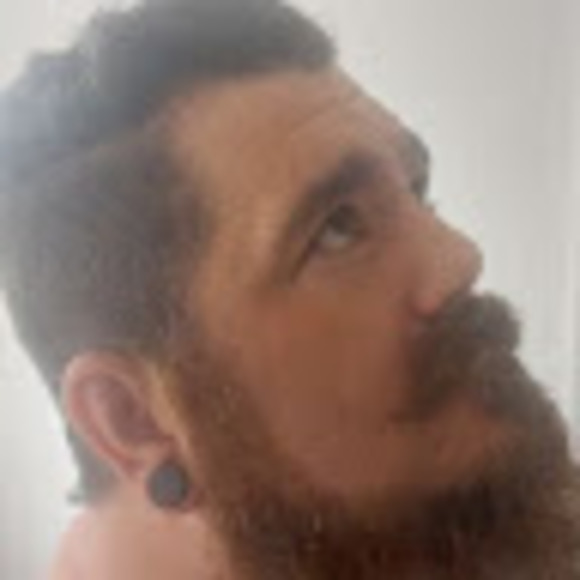 Profile Picture of Kenneth Madden (@maddenkenneth) on Poshmark