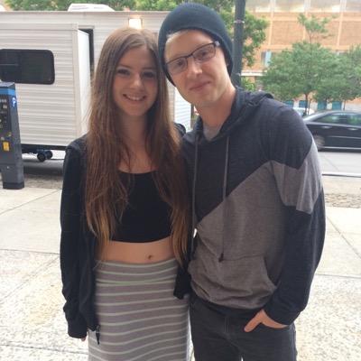Profile Picture of *Kristen* (@KristenAshworth) on Twitter