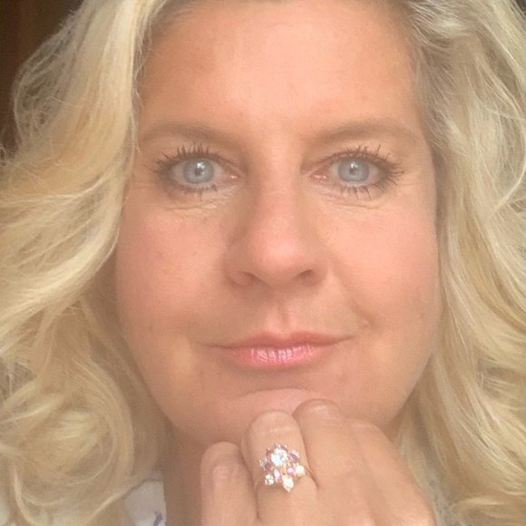 Profile Picture of Michele Belcastro (@mbelcastro1) on Poshmark