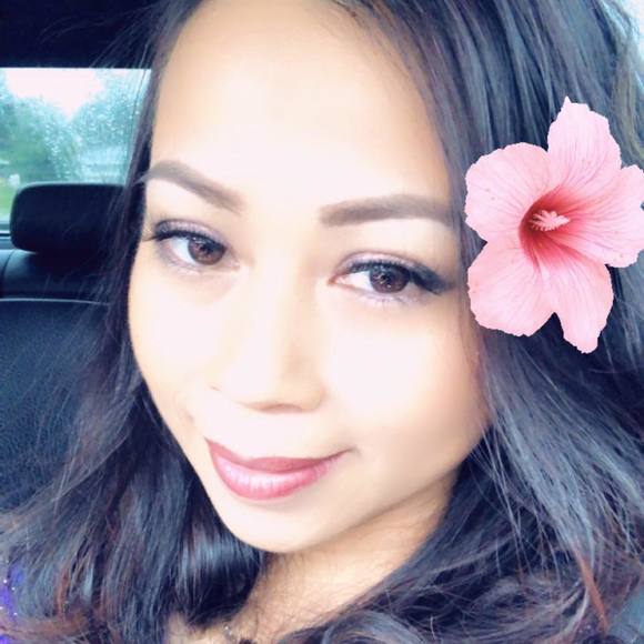 Profile Picture of Thuong Thuong (@tracytructruong) on Poshmark