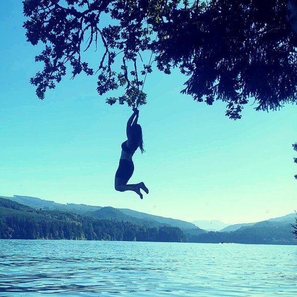 Profile Picture of Lisa Shields (@melodeongirl333) on Poshmark