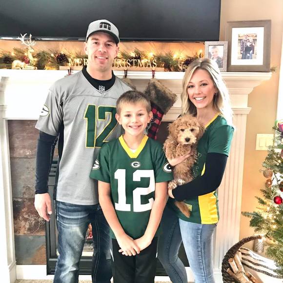 Profile Picture of Nathan Konichek (@natekonichek) on Poshmark