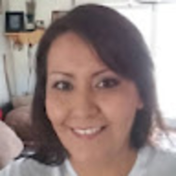 Profile Picture of Darann Thomas (@thomasdarann4) on Poshmark