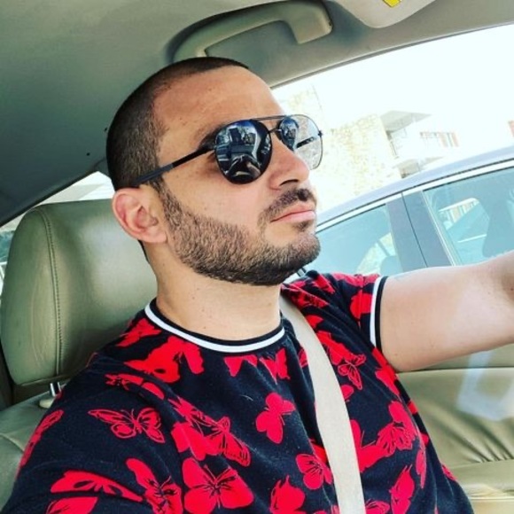 Profile Picture of Aurelio Rodríguez (@arian1992) on Poshmark