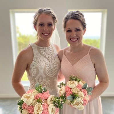 Profile Picture of Anna Hanks (@AnnaRHanks) on Twitter