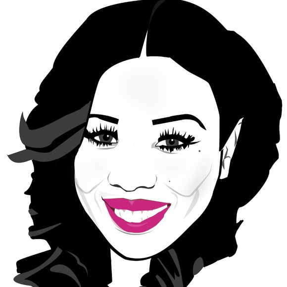 Profile Picture of Latoya Mclean (@theglamfairy) on Poshmark