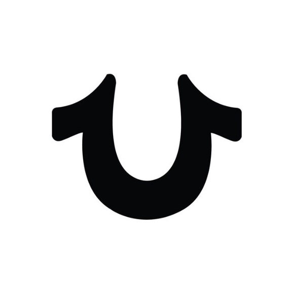 Profile Picture of Chris Gutierrez (@069bdk_chris) on Poshmark