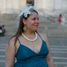 Profile Picture of Catherine Flores (@cathflores) on Pinterest