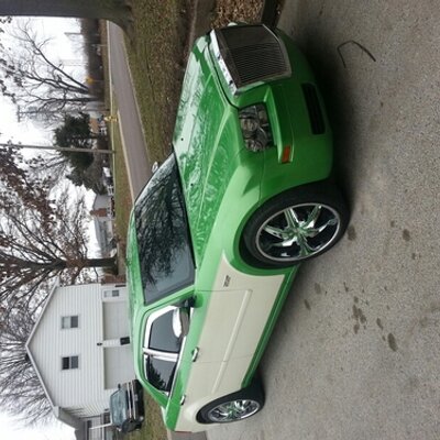 Profile Picture of Joe Millington (@jlucky1989) on Twitter