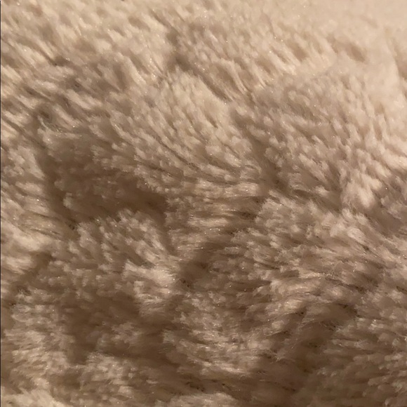 Profile Picture of Christine Nicholson (@stylemechris) on Poshmark