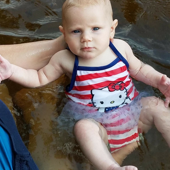 Profile Picture of Michael Holdsworth (@mholdsworth7654) on Poshmark