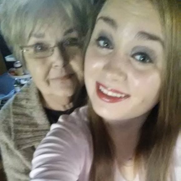 Profile Picture of Patti Capps (@oldcrow12) on Poshmark