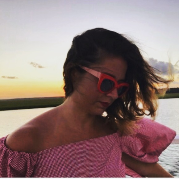 Profile Picture of Danielle Zwernemann (@danielle_sara) on Poshmark