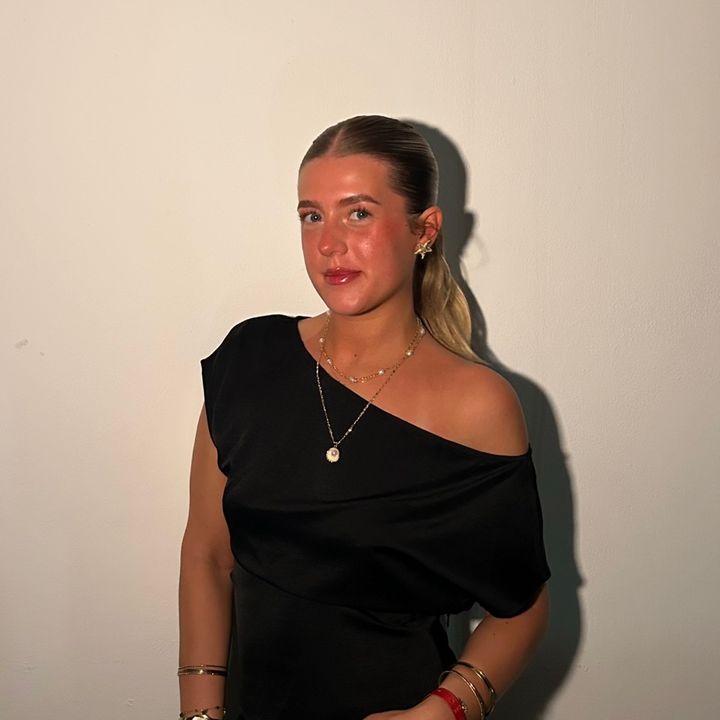 Profile Picture of lucy (@lucymcneillx) on Tiktok