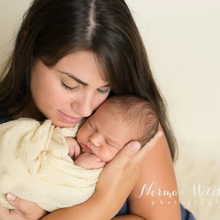 Christina Scarsella Howard - Instagram Profile Picture of Christina Scarsella Howard (@christinahoward) on Instagram