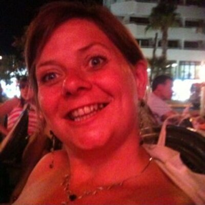 Profile Picture of Lisa Saxby (@lisasaxby) on Twitter