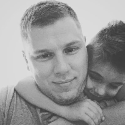 Profile Picture of James Winchester (@Jwinch33) on Twitter