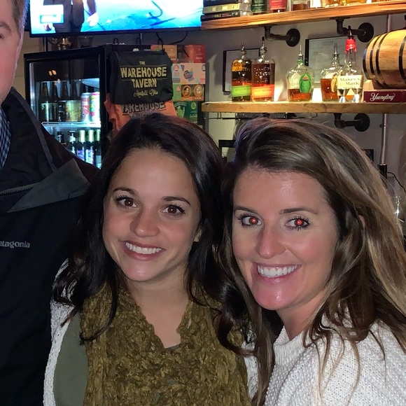 Profile Picture of Jessica Ralph (@jess22bball10) on Poshmark