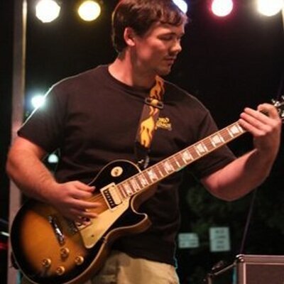 Profile Picture of Sean Mercer (@@RiffDaemon) on Twitter