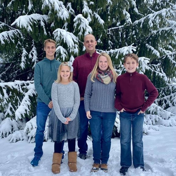 Profile Picture of Carrie Civinskas (@civinskasc) on Poshmark