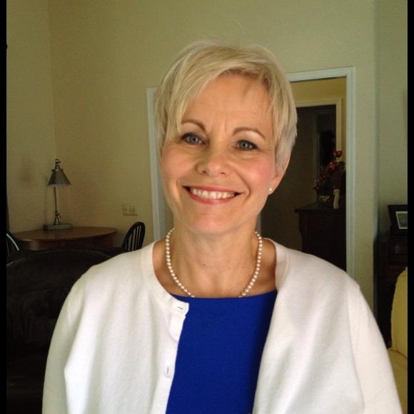 Profile Picture of Lana Liggett (@lliggett) on Poshmark
