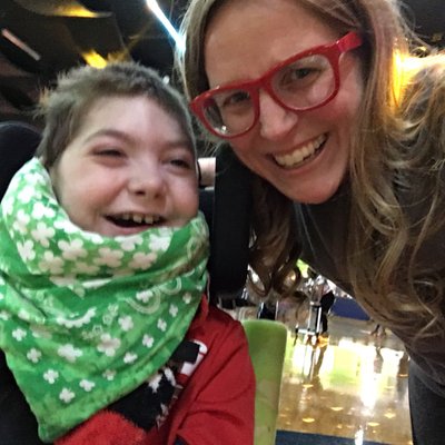 Profile Picture of Catherine Carlton (@ckecarlton) on Twitter