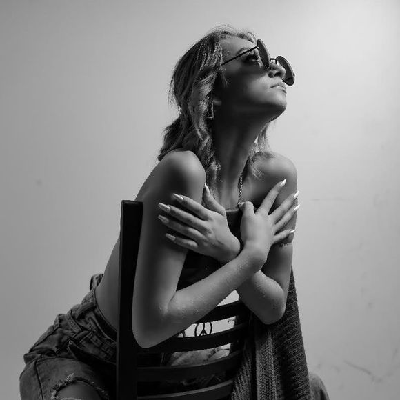 Profile Picture of Jordyn Jordyn (@jordynjordyn559) on Poshmark