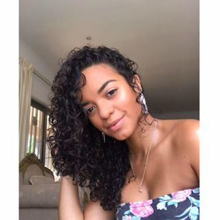 Profile Picture of Jeanine Isnard (@jeanine.isnard) on Facebook