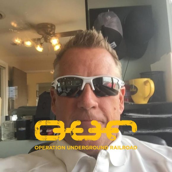 Profile Picture of Jeff Orr (@jeff_orr) on Poshmark