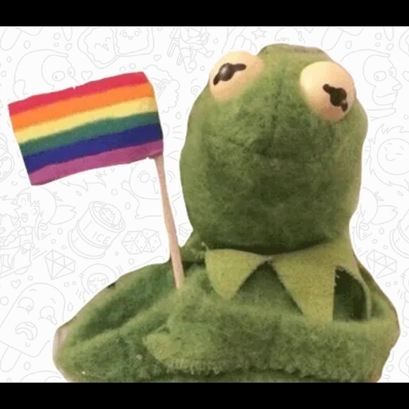 Profile Picture of Aytumn Behrens (@aytumnbehrens) on Poshmark