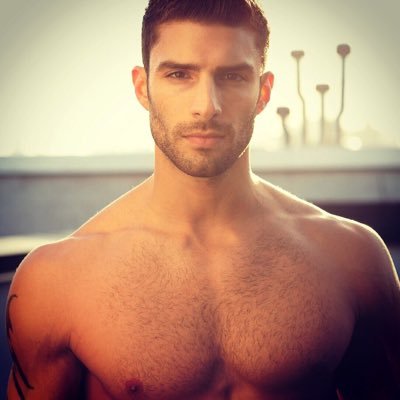 Profile Picture of Adam Ayash (@AllDayAdam_Aye) on Twitter
