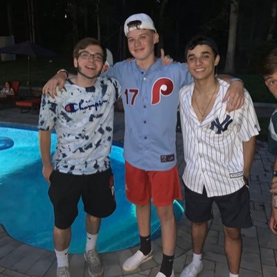 Profile Picture of Bryan Valenti (@bryanvalenti2) on Twitter