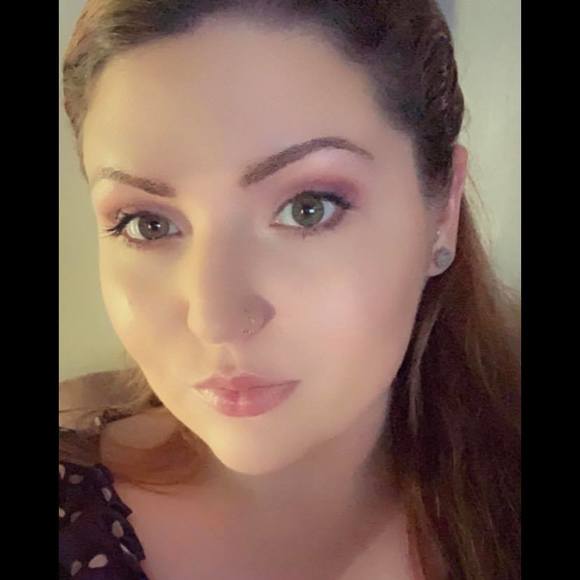 Profile Picture of Jessica Trafelet (@jtrafelet26) on Poshmark