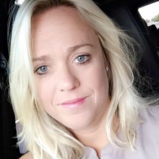 Profile Picture of Beth Hinesley Gettig (@beth.h.gettig) on Facebook