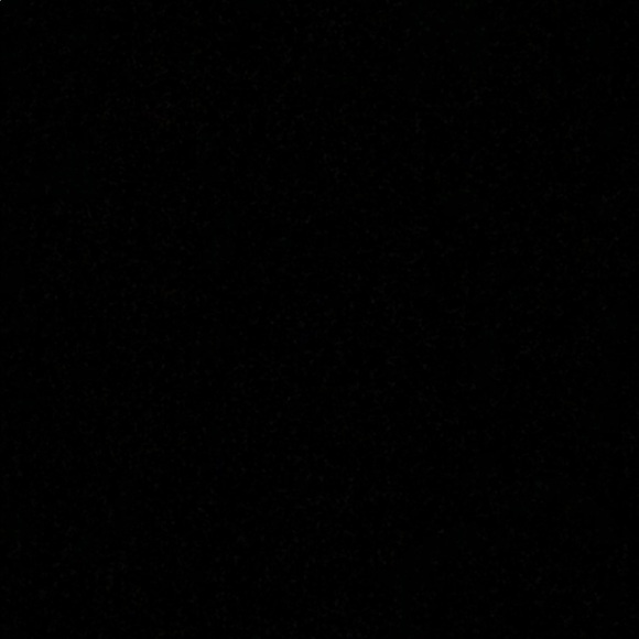 Profile Picture of Taylor Mcilwain (@hcolevinyl) on Poshmark