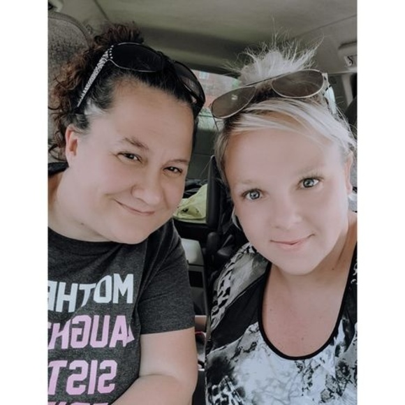 Profile Picture of Jessie Yardley (@peltonj27) on Poshmark