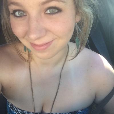 Profile Picture of Shannon Nicole McGee (@Shannon_McGee94) on Twitter