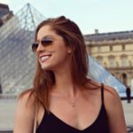 Profile Picture of Caroline Moore (@cmoo15) on Instagram