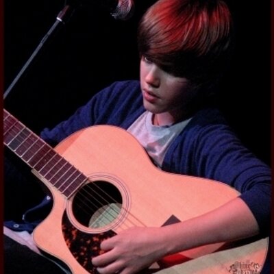 Jennifer Diffley - Twitter Profile Picture of Jennifer Diffley (@kisssmejustinb) on Twitter