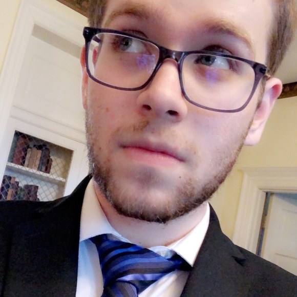 Profile Picture of Zacharias Taylor (@ztaylordj) on Poshmark