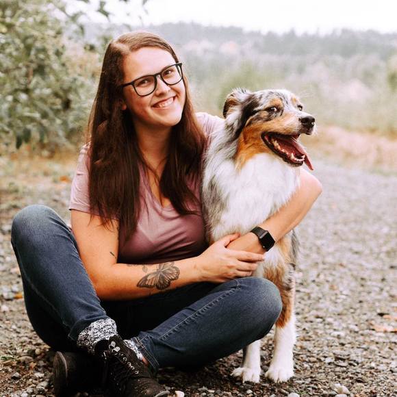 Profile Picture of Lauren Maulden (@lmaulden10) on Poshmark