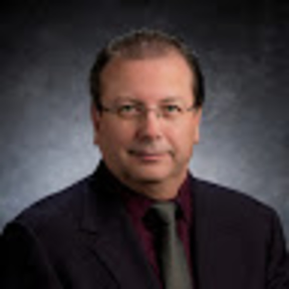 Profile Picture of Mark Rugen (@markrugen) on Poshmark