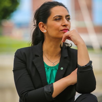 Profile Picture of Aisha Naz Bhatti (@AishaNazBhatti) on Twitter