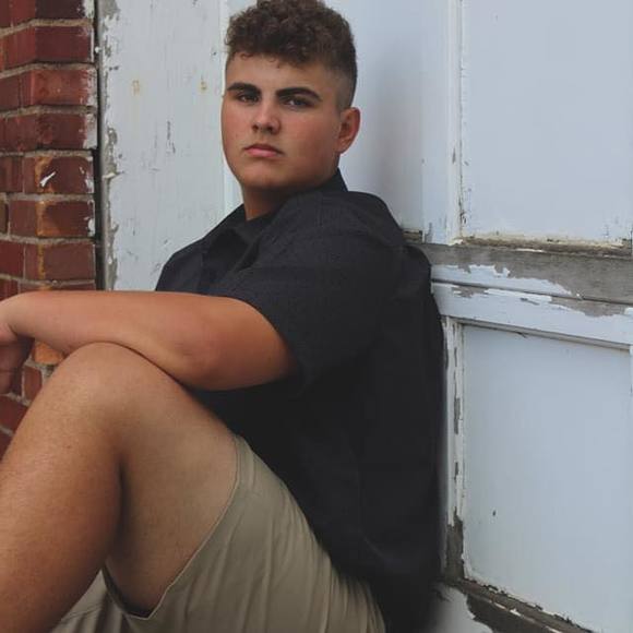 Profile Picture of Cody Shultz (@codyshultz3) on Poshmark