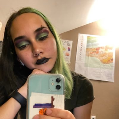 Profile Picture of Ashley Lang //BLM (@wannabegoth217) on Twitter