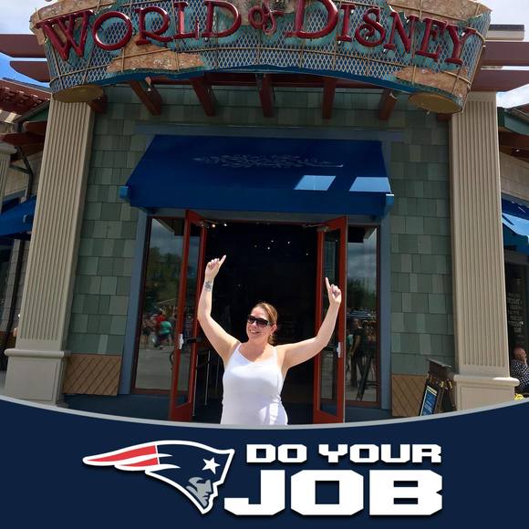 Lori Rosario - Poshmark Profile Picture of Lori Rosario (@lala626stitch) on Poshmark