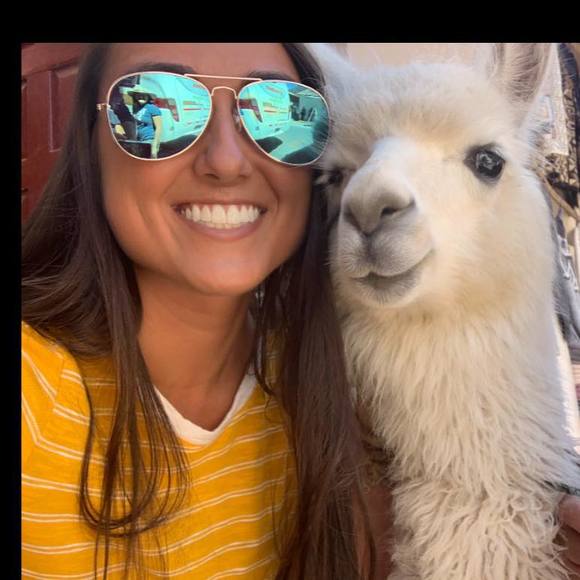 Profile Picture of Mariah Gahn (@mariahfaith21) on Poshmark