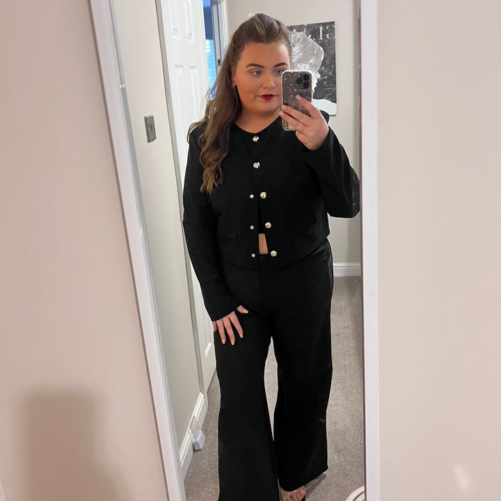 Profile Picture of Connie Meredith 💆🏼‍♀️🫶🏽✂️ (@conniemeredith) on Tiktok